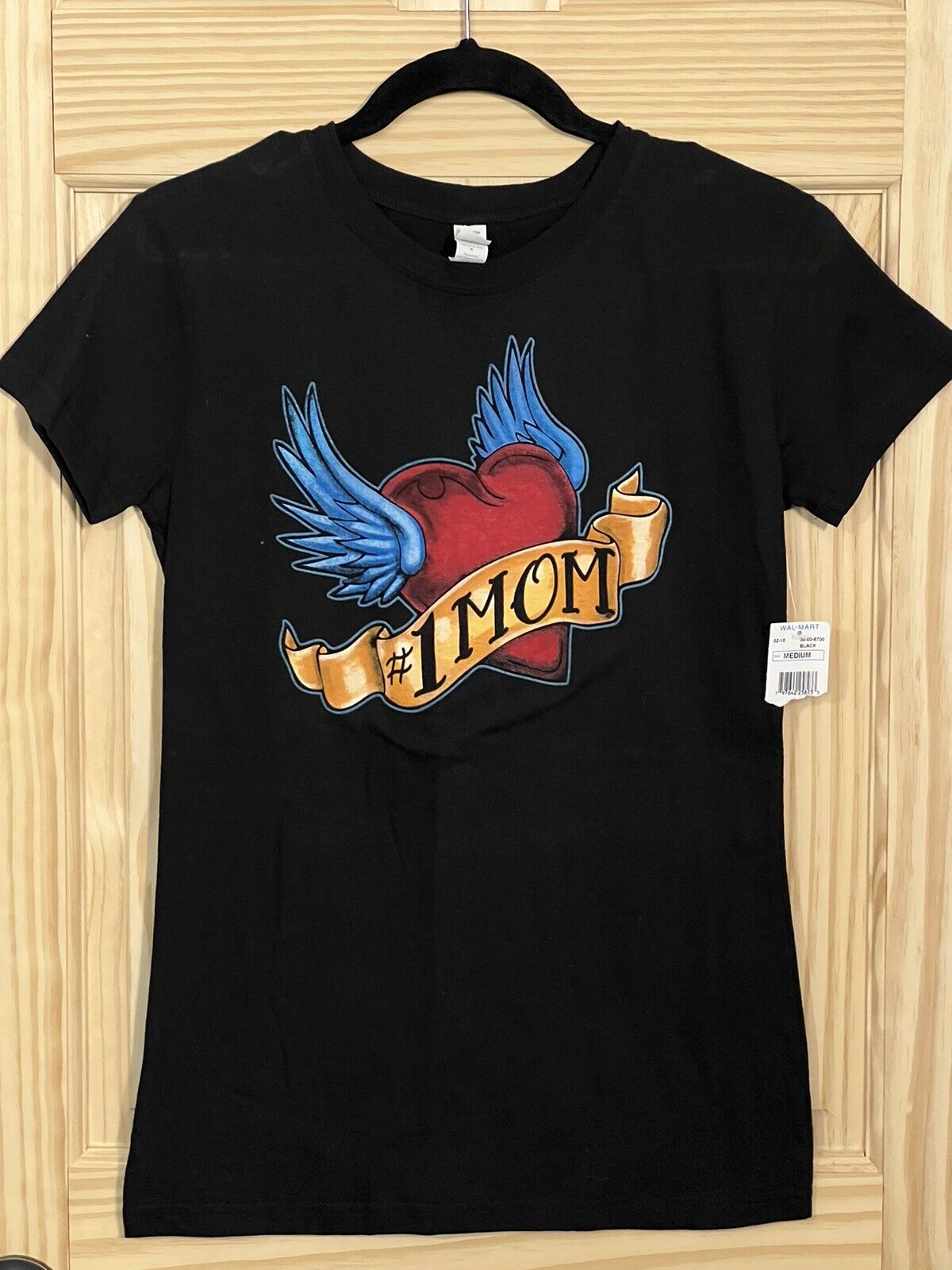 #1 Mom Womans Short Sleeve Tshirt Heart With Wings Banner Mothers Day Love