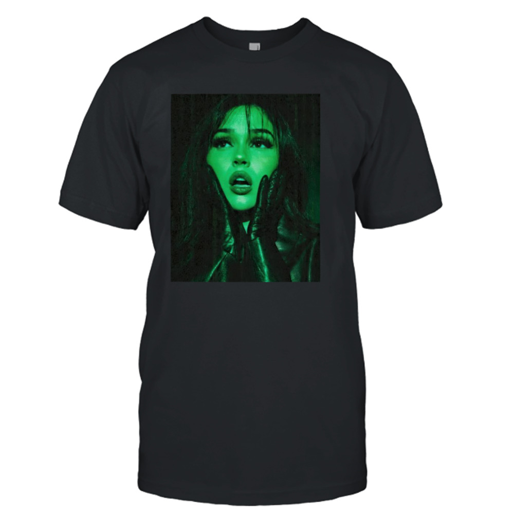 Maggie Lindemann shirt