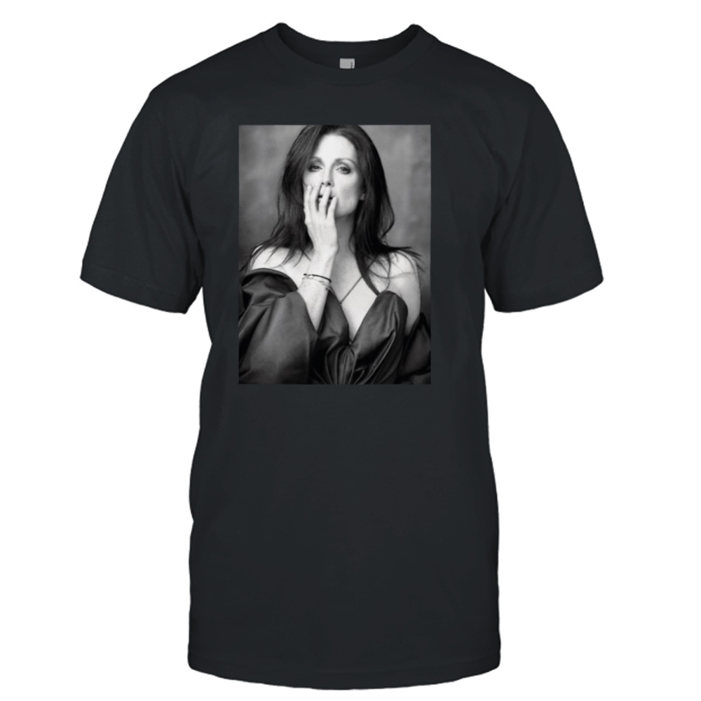 Julianne Moore The Momy shirt