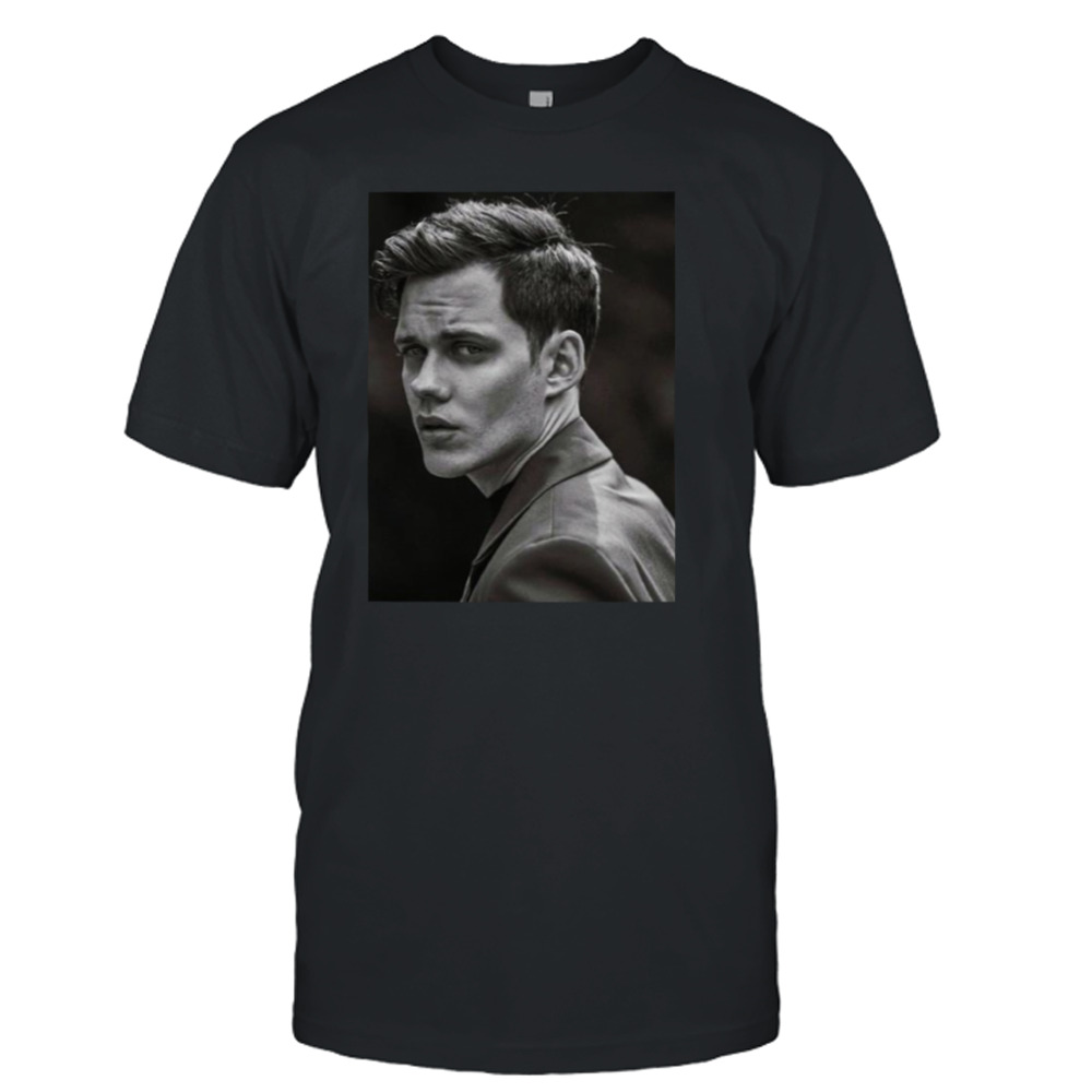 Swedish Actor Bill Skarsgård shirt