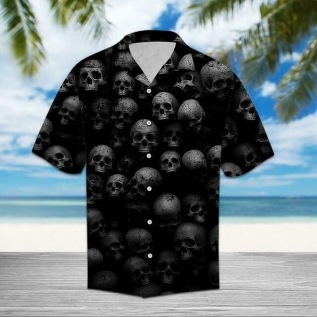 Cover Your Body With Amazing Hawaiian Skull Black Shirts