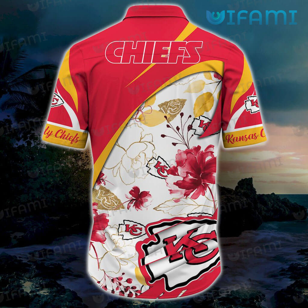 Kansas city chiefs cannabis Summer Short Sleeve Hawaiian Beach Shirt