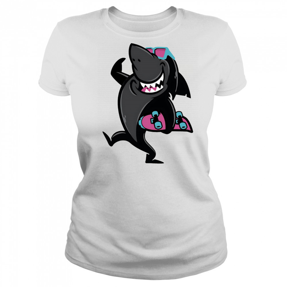 Skate Shark roller skating funny cartoon shirt Women's T-shirt