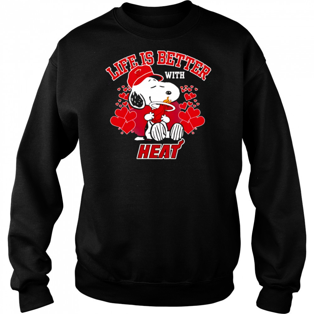 Snoopy Life is Better with Miami Heat shirt Sweatshirt